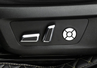 Подержанный автомобиль Tank 300 2023 года (16 фото)