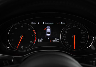 Подержанный автомобиль Audi A6 Sedan 2011 года (21 фото)