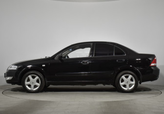 Подержанный автомобиль Nissan Almera Classic 2006 года (8 фото)