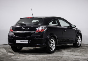 Подержанный автомобиль Opel Astra Hatchback 2008 года (5 фото)