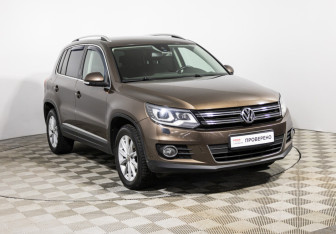 Подержанный автомобиль Volkswagen Tiguan 2015 года (3 фото)