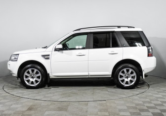 Подержанный автомобиль Land Rover Freelander 2014 года (8 фото)