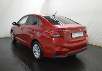 Подержанный автомобиль Hyundai Solaris Sedan 2018 года (7 фото)