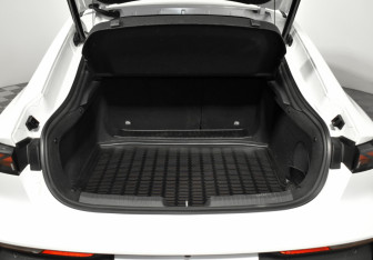 Подержанный автомобиль Changan UNI-V 2023 года (20 фото)