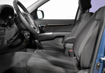 Подержанный автомобиль Hyundai Santa Fe 2011 года (12 фото)