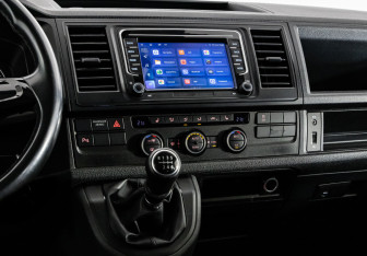 Подержанный автомобиль Volkswagen Caravelle 2016 года (12 фото)