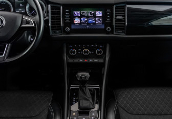 Подержанный автомобиль Skoda Kodiaq 2018 года (14 фото)
