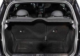 Подержанный автомобиль MINI Hatch 2020 года (15 фото)