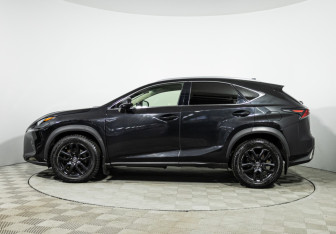 Подержанный автомобиль Lexus NX 2018 года (8 фото)