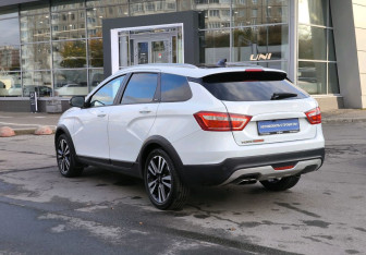 Подержанный автомобиль LADA (ВАЗ) Vesta Wagon 2021 года (6 фото)