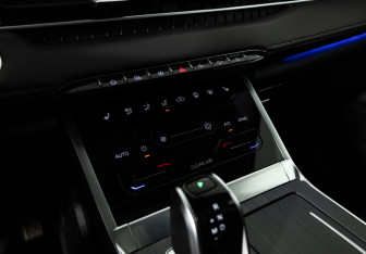 Подержанный автомобиль Chery Tiggo 7 Pro Max 2023 года (17 фото)