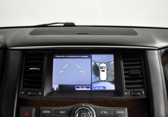 Подержанный автомобиль Infiniti QX80 2014 года (20 фото)