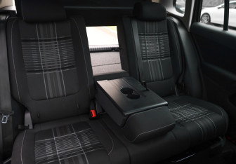 Подержанный автомобиль Volkswagen Tiguan 2016 года (25 фото)