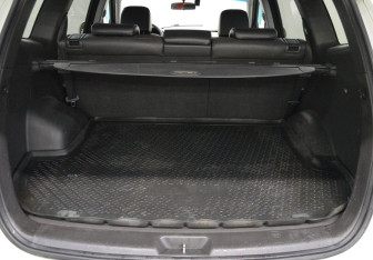 Подержанный автомобиль Hyundai Santa Fe 2012 года (16 фото)