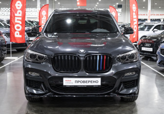 Подержанный автомобиль BMW X3 2019 года (3 фото)