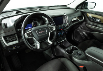 Подержанный автомобиль GMC Terrain 2020 года (11 фото)