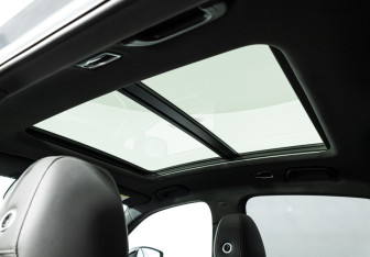 Подержанный автомобиль Geely Tugella 2023 года (26 фото)