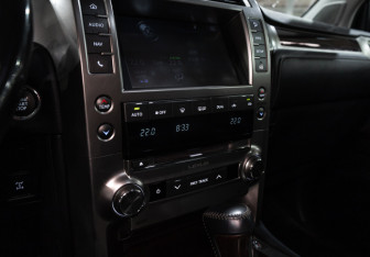 Подержанный автомобиль Lexus GX 2015 года (16 фото)