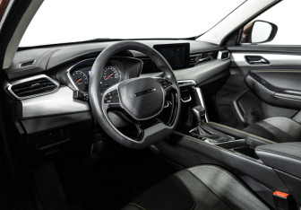 Подержанный автомобиль BAIC X35 2024 года (11 фото)