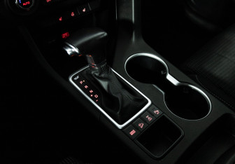 Подержанный автомобиль Kia Sportage 2020 года (17 фото)