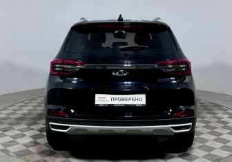 Подержанный автомобиль Chery Tiggo 4 2022 года (5 фото)