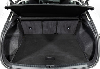 Подержанный автомобиль Audi Q3 2020 года (21 фото)