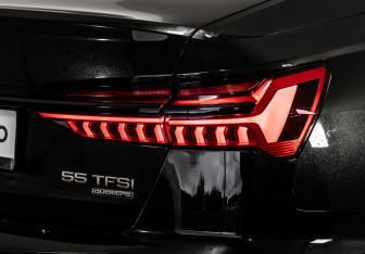 Подержанный автомобиль Audi A6 Sedan 2018 года (12 фото)