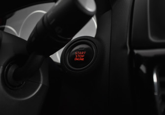 Подержанный автомобиль Mazda CX-5 2014 года (18 фото)