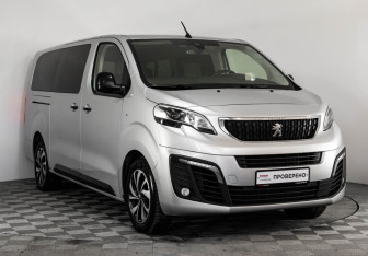 Подержанный автомобиль Peugeot Traveller 2020 года (3 фото)