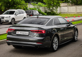 Подержанный автомобиль Audi A5 Coupe 2016 года (6 фото)
