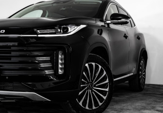 Подержанный автомобиль Exeed TXL 2023 года (3 фото)