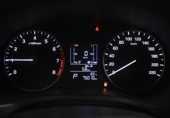 Подержанный автомобиль Hyundai Creta 2019 года (22 фото)