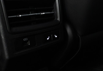 Подержанный автомобиль Omoda C5 2023 года (23 фото)