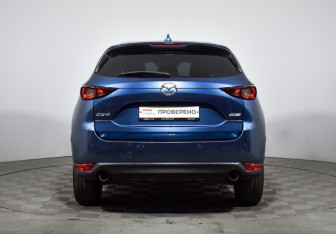 Подержанный автомобиль Mazda CX-5 2019 года (6 фото)