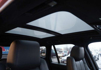 Подержанный автомобиль Land Rover Range Rover 2013 года (29 фото)