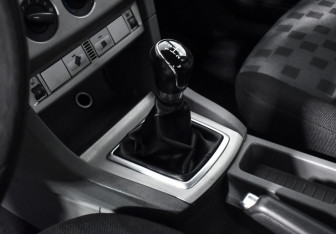 Подержанный автомобиль Ford Focus Sedan 2008 года (11 фото)