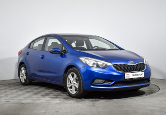 Подержанный автомобиль Kia Cerato Sedan 2021 года (3 фото)