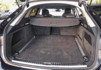 Подержанный автомобиль Audi A6 Wagon 2019 года (33 фото)