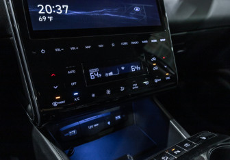 Подержанный автомобиль Hyundai Tucson 2022 года (21 фото)