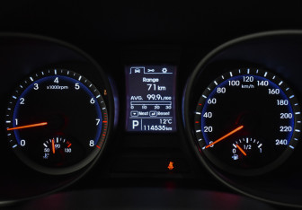 Подержанный автомобиль Hyundai Santa Fe 2015 года (7 фото)