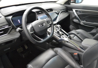 Подержанный автомобиль Geely Atlas Pro 2024 года (10 фото)