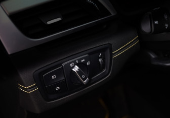 Подержанный автомобиль BMW X2 2020 года (15 фото)