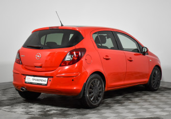 Подержанный автомобиль Opel Corsa 2010 года (5 фото)