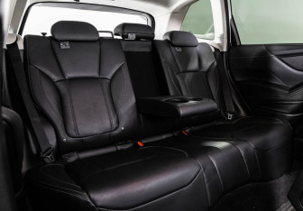 Подержанный автомобиль Subaru Forester Suv 2020 года (31 фото)