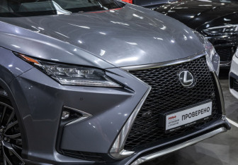 Подержанный автомобиль Lexus RX 2019 года (6 фото)