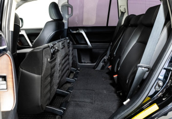 Подержанный автомобиль Toyota Land Cruiser Prado 2014 года (26 фото)