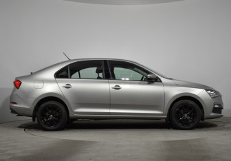 Подержанный автомобиль Skoda Rapid Liftback 2020 года (4 фото)