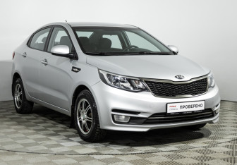Подержанный автомобиль Kia Rio Sedan 2015 года (3 фото)