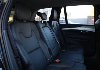 Подержанный автомобиль Volvo XC90 2018 года (13 фото)