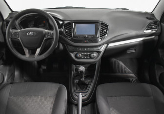 Подержанный автомобиль LADA (ВАЗ) Vesta Sedan 2016 года (13 фото)